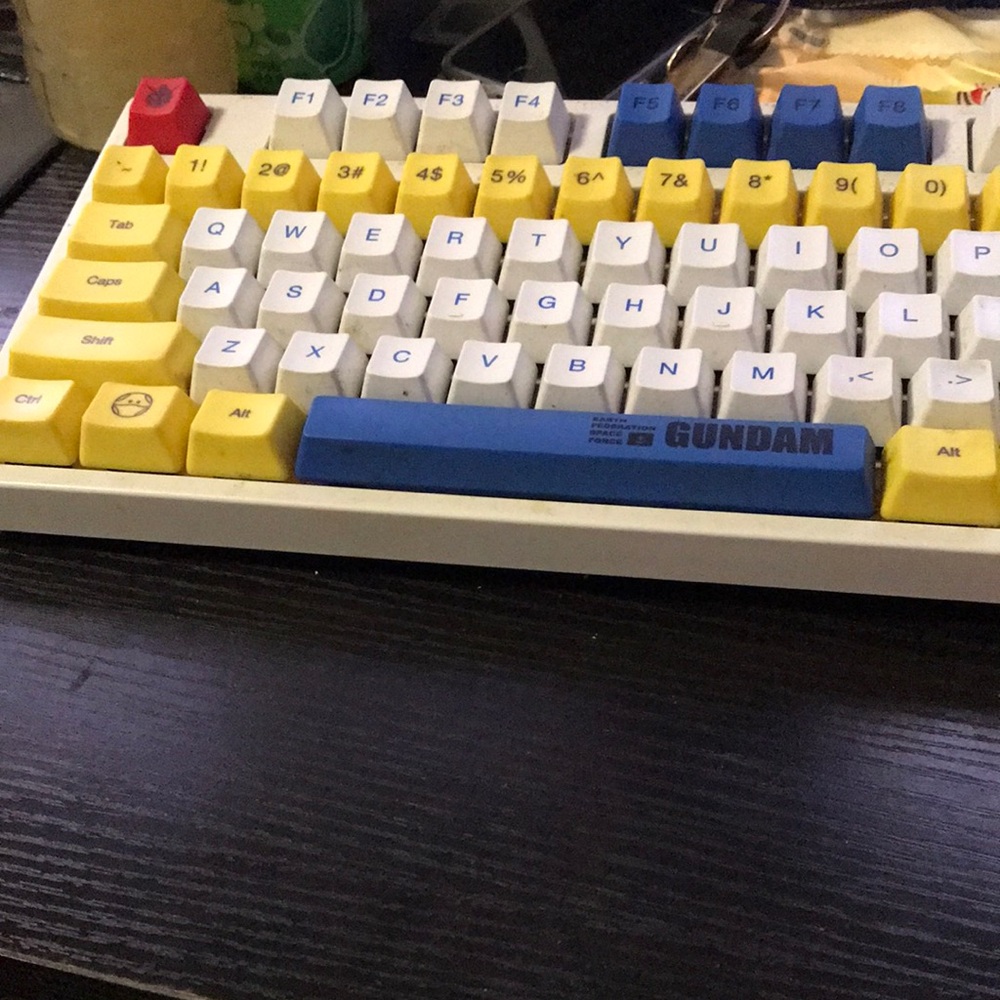 Gundam Spacebar Mechanical Keycap Set - Yellow, White & Blue